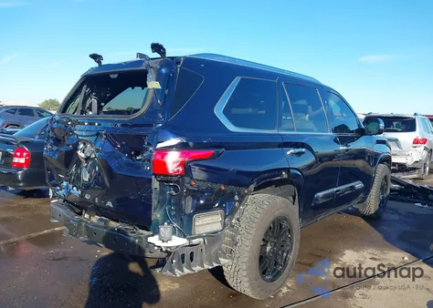 2024 Toyota Sequoia Capstone z USA, uszkodzony, nr VIN 7SVAAABAXRX024670